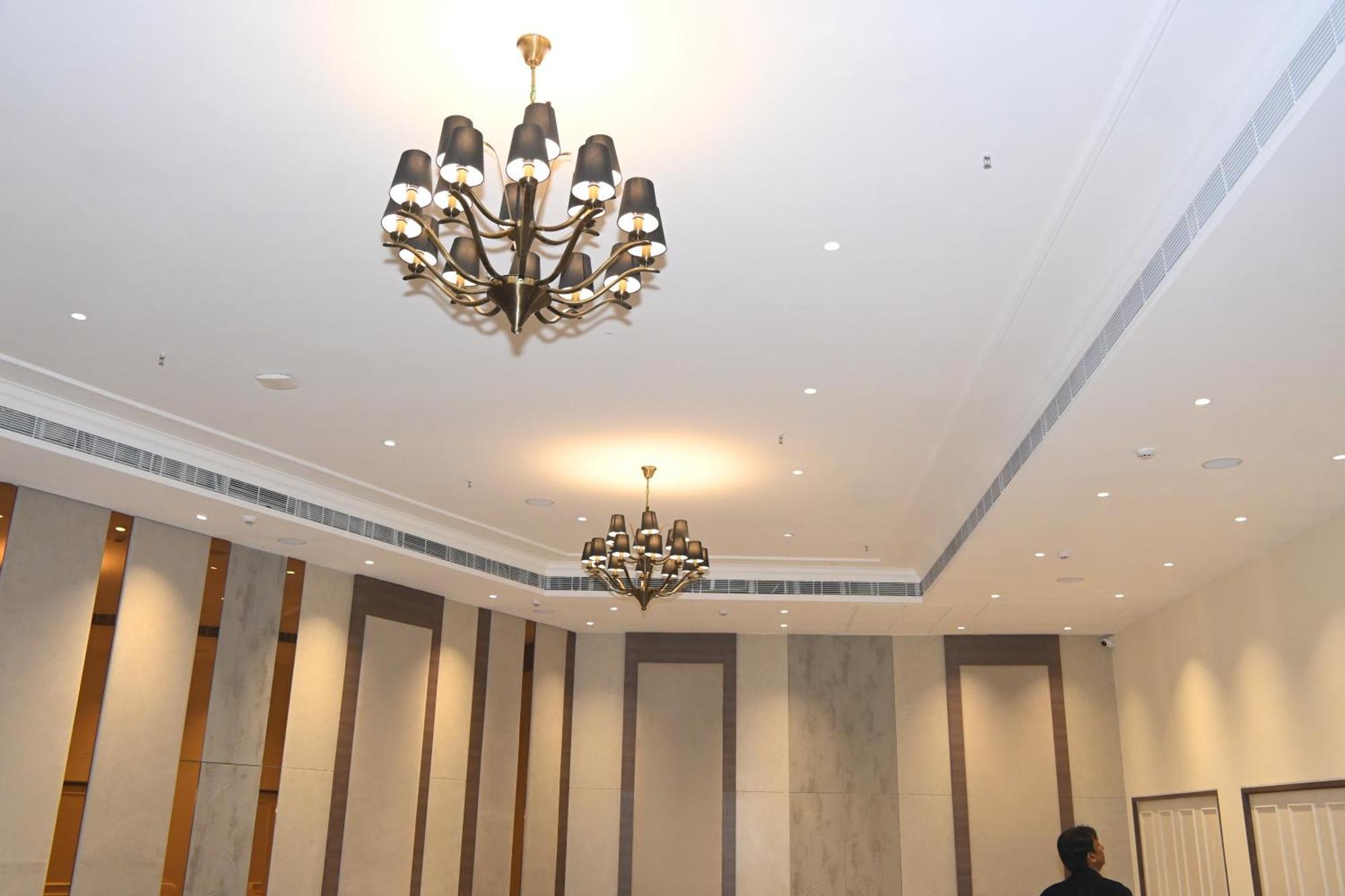 Hotel Bagla Atithi Banaras Варанаси Екстериор снимка